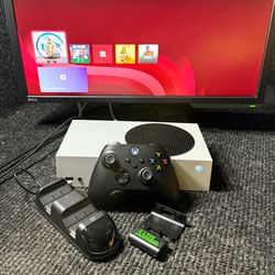 Xbox Series S 512GB Console with Controller, Cables & Charging Station
