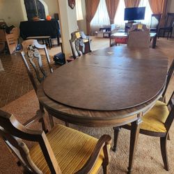 Dining Table 6 Chairs 