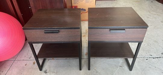 2 Ikea Nightstands