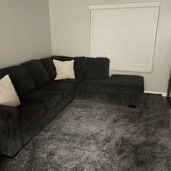 COUCH FOR SALE $250