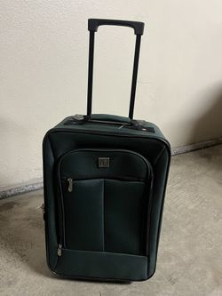 18” Carry On - Maleta de Mano 18”