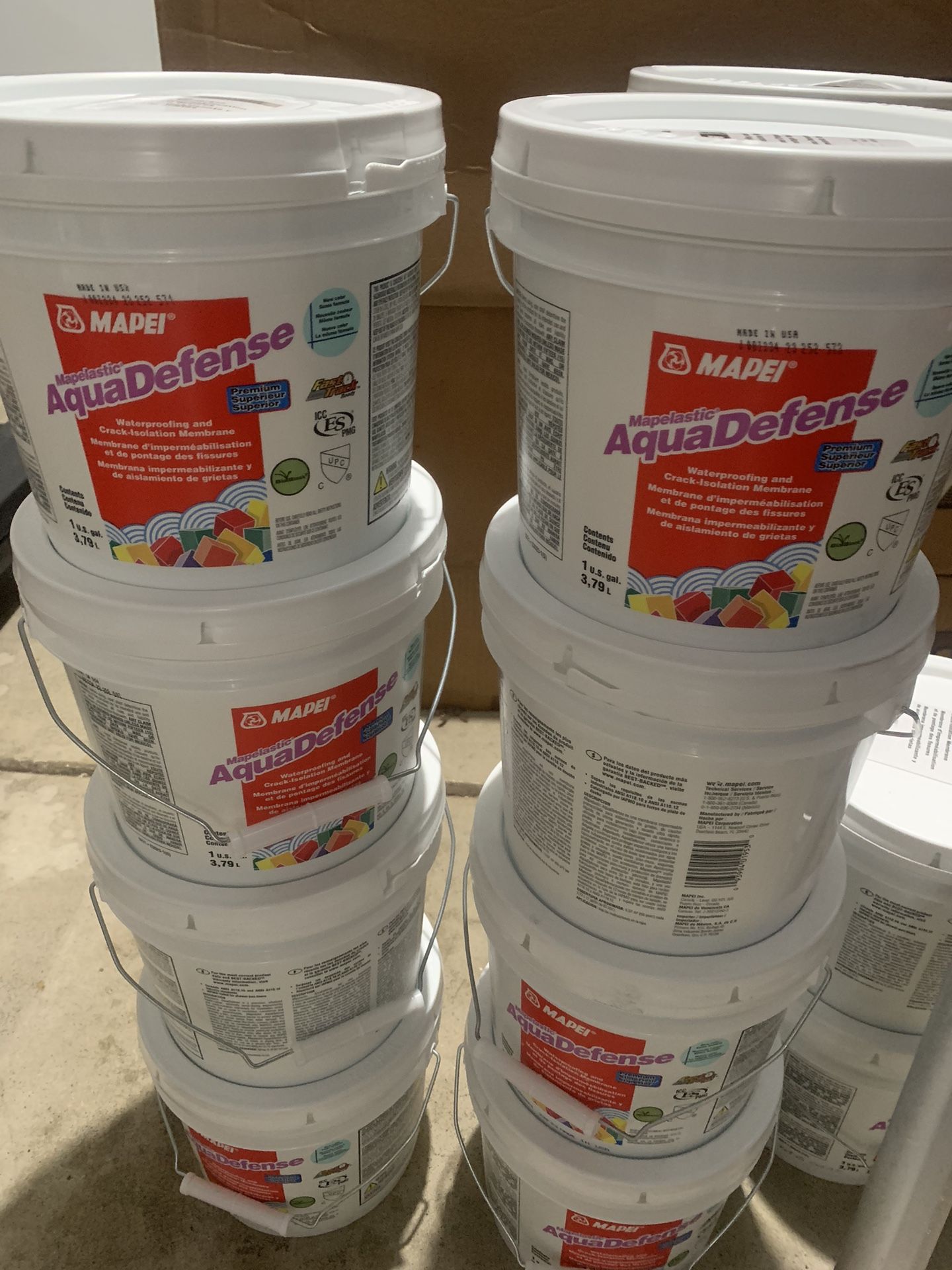 Mapelastic Aquadefense 1-gal Liquid indoor or outdoor membrane waterproofing and crack isolation