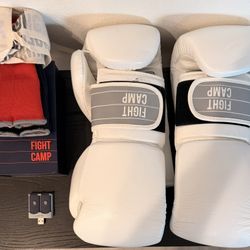 Fight Camp Sensors  (1st Gen), 4 Gloves, and Everlast Bag