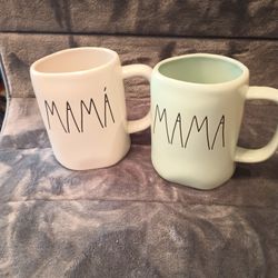 2 RAE DUNN MAMA MUGS ONE WHITE & ONE TEAL LIKE NEW