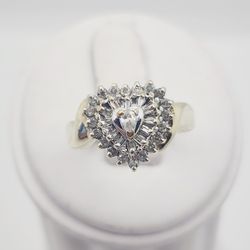 10k Gold Diamond Heart Ring
