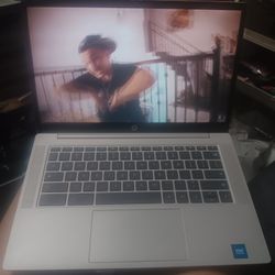 Almost New Hp Chromebook