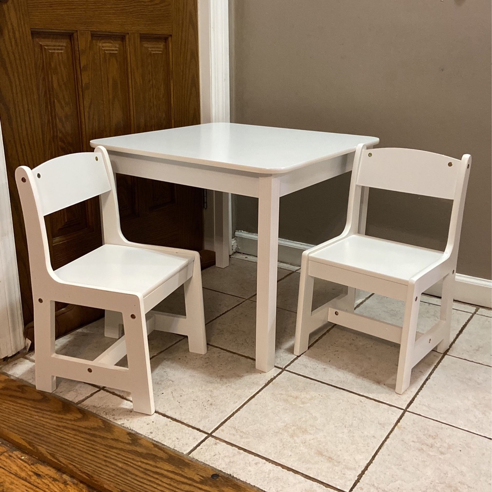 Toddler Table Set With Two Chairs