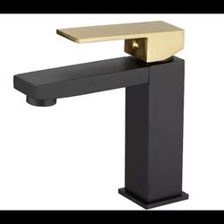 BWE Single Handle Single Hole Low-Arc Bathroom Faucet in Matte Black & Gold