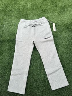 Essential gray sweats size medium