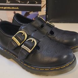 DR. Martens  8065 MARY JANE Girls Size 11