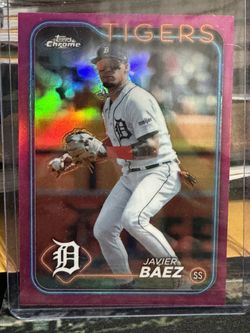 2024 Topps Chrome Javi Baez Pink Refractor Baseball Card