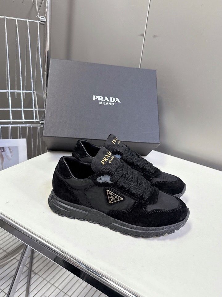 Prada shoes size womens 5.5-8 .5