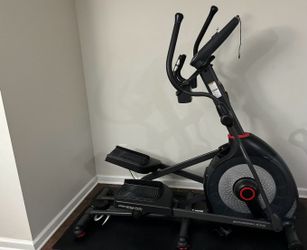 Schwinn 430 Eliptical