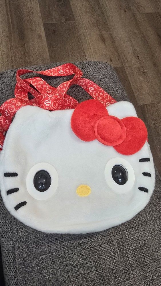 Hello Kitty Interactive Purse Pet