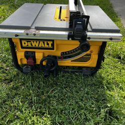 Dewalt Table Saw 10”inch 