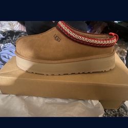 Ugg Tazz Women Size 8