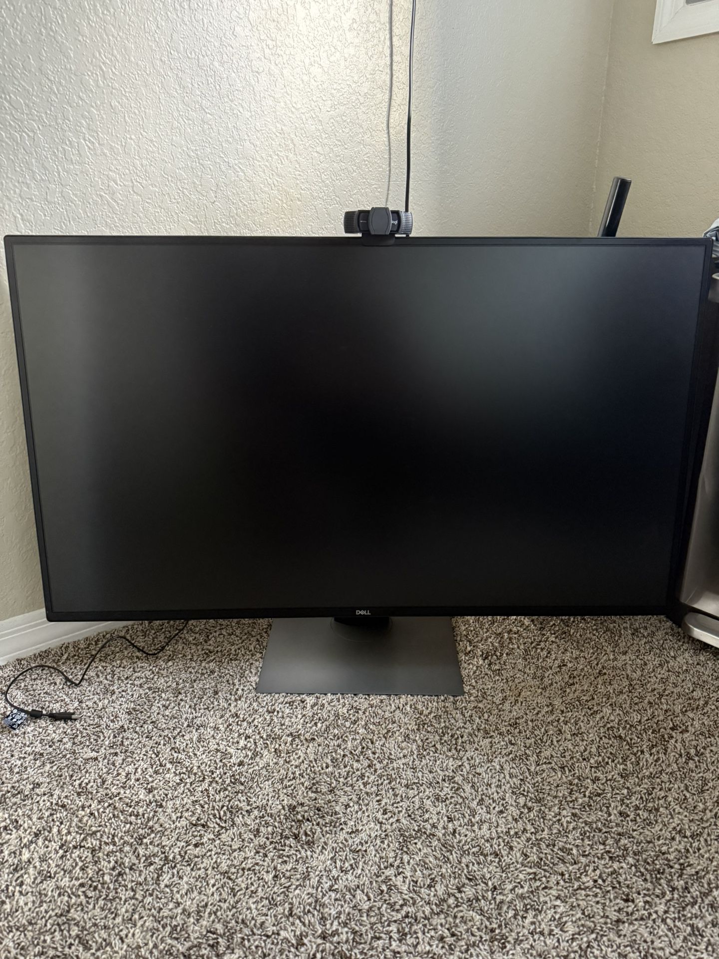Dell 43” Monitor