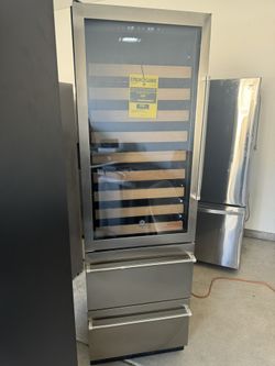 Brand New Wine Cooler / Fridge Cellar 