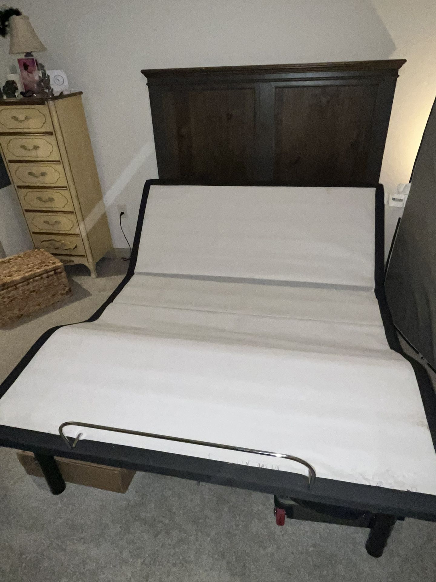 Free Adjustable Queen Bed Frame 