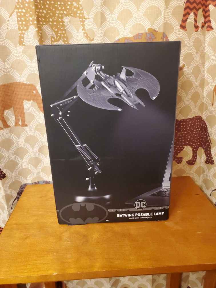 #58 Batwing Posable Lamp