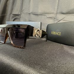 Medusa Brown Print Sunglasses (Taking Offers)