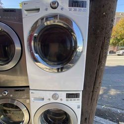 SET WASHER AND DRYER LG ❄️STACKABLE-SIDE BY SIDE ❄️  ☃️FREE DELIVERY ☃️