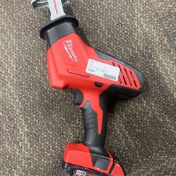 RECIPROCATING SAW, TOOLS-POWER MILWAUKEE HACKZALL W BATTERY NO CHARGER 2625-20