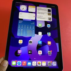 Apple IPad Air 5th Generation (10.9” Liquid Retina/ M1 chip / Latest Model) 64GB with Accessories (Warranty till 08/ 2023/ Apple Pencil supported)