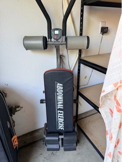 Abdominal exercise machine