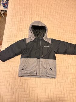 3T Columbia snow coat