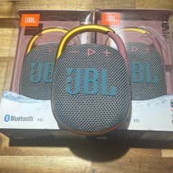 JBL Clip 4 