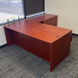 Office Desk With Side Table 