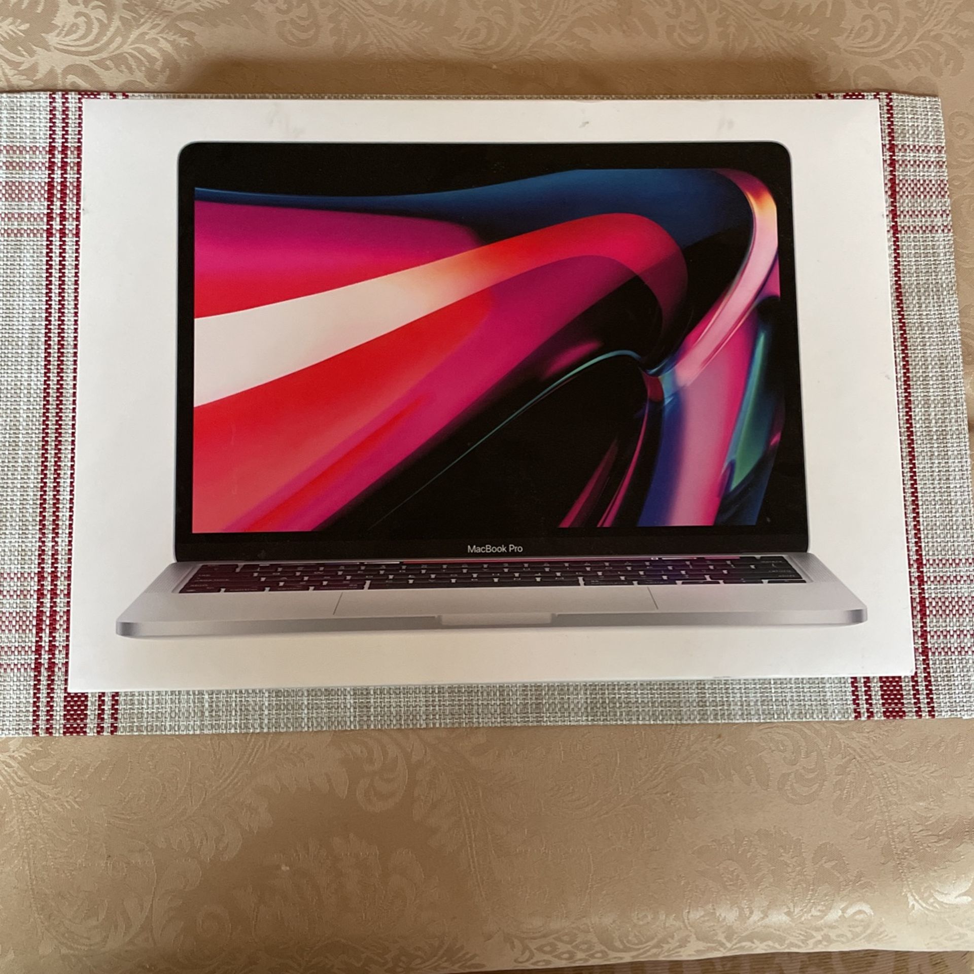 MacBook Pro 13-inch Box