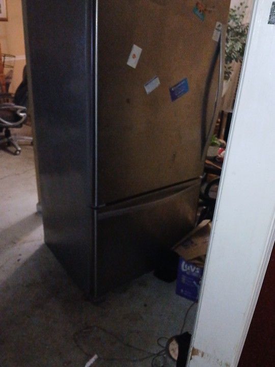 Fridge