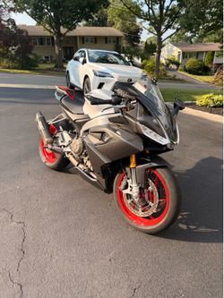 2024 Aprilia RS 660