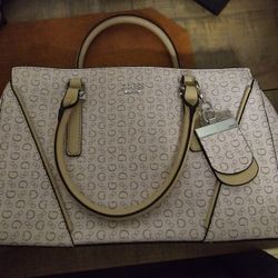 like brand new Guess purse!!