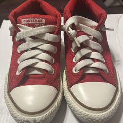 Girls Converse