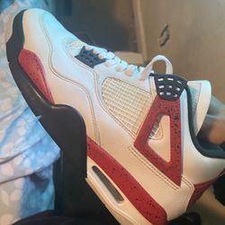Jordan 4