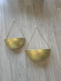 Wall decor