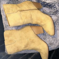 Tan Suede Boots 