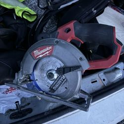 Milwaukee Cordless Circular Saw