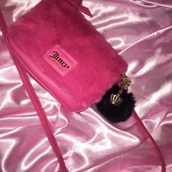 JUICY COUTURE Faux Hot Pink Purse W/ Keychain