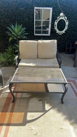 Outdoor wicker furniture set