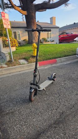electric scooter