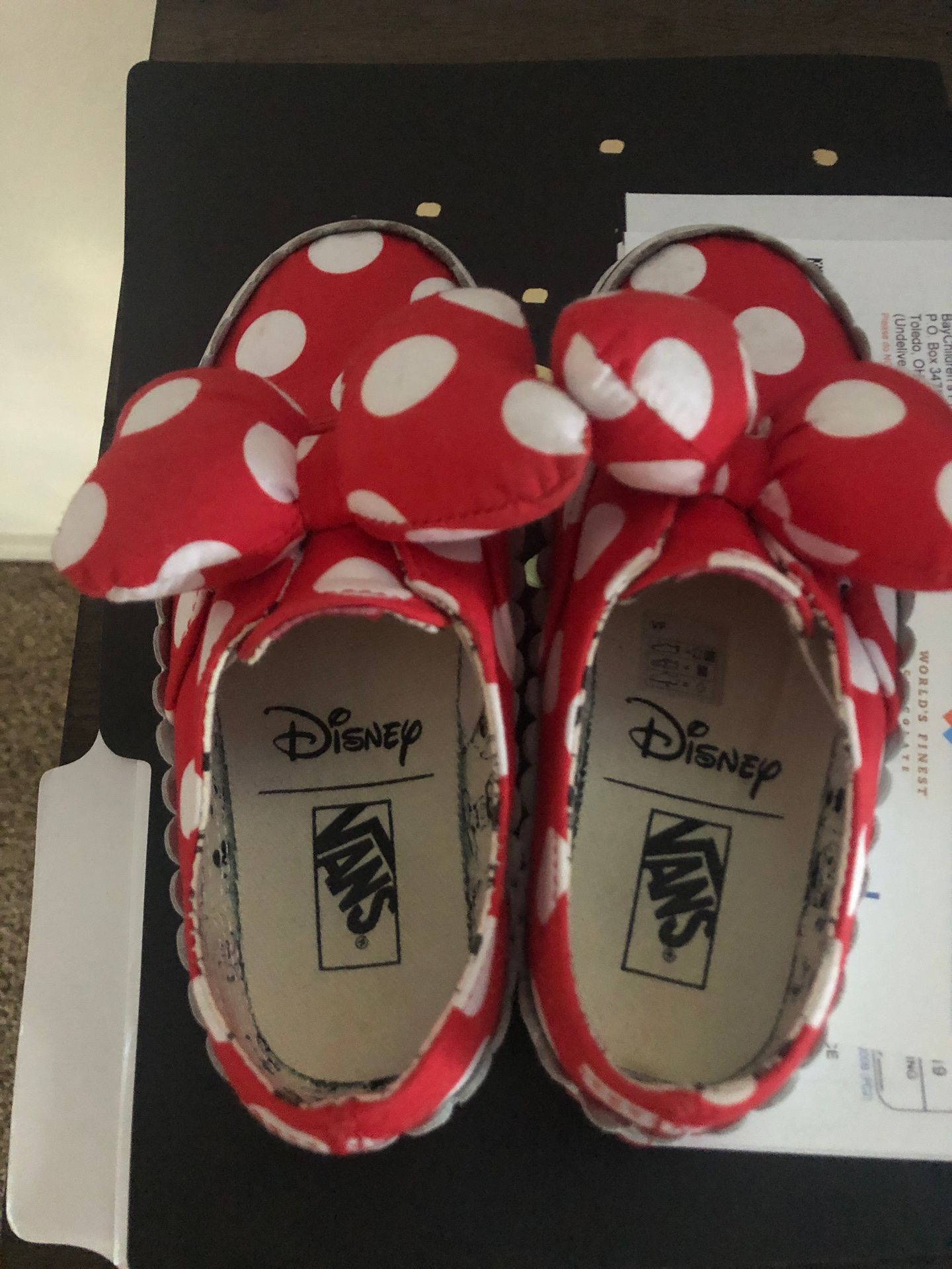 Minnie Mouse shoes