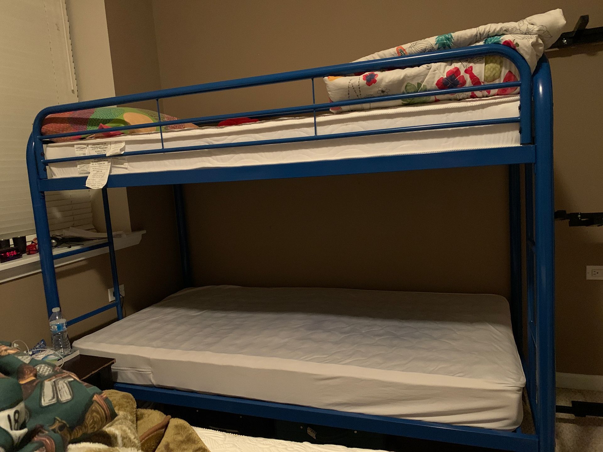 Bunk bed