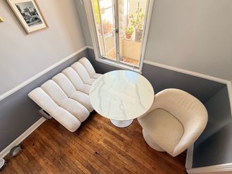 Faux marble pedestal table
