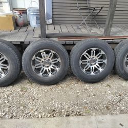 6 Lugs. For The Set Of 4    17"