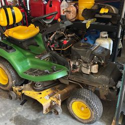 John Deere X320