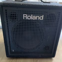 Roland KC-400 Keyboard Amplifier